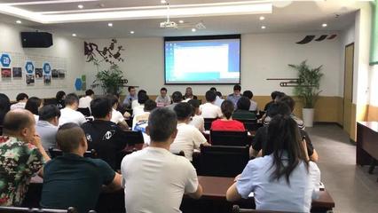 【三服务】苏溪镇召开防疫物资生产企业培训指导会议，精准服务助推产能提升